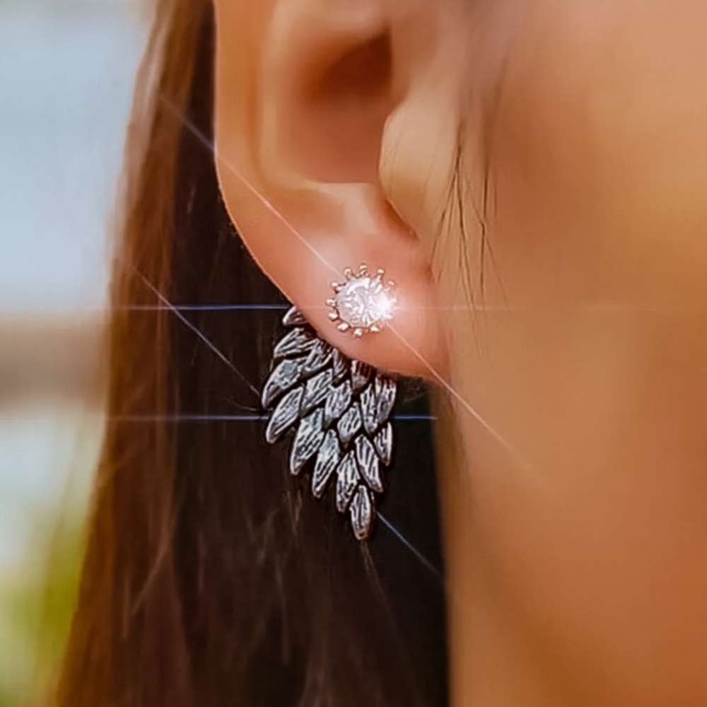 🆑10/$25🆑𝗖𝗟𝗘𝗔𝗥𝗔𝗡𝗖𝗘 Crystal Wing Gun Jacket Earrings NEW - Picture 9 of 9
